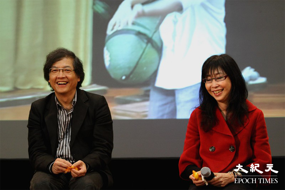 圖左為香港著名導演羅啟銳，圖右為其女友、同是導演的張婉婷。資料圖片。（潘在殊／大紀元）