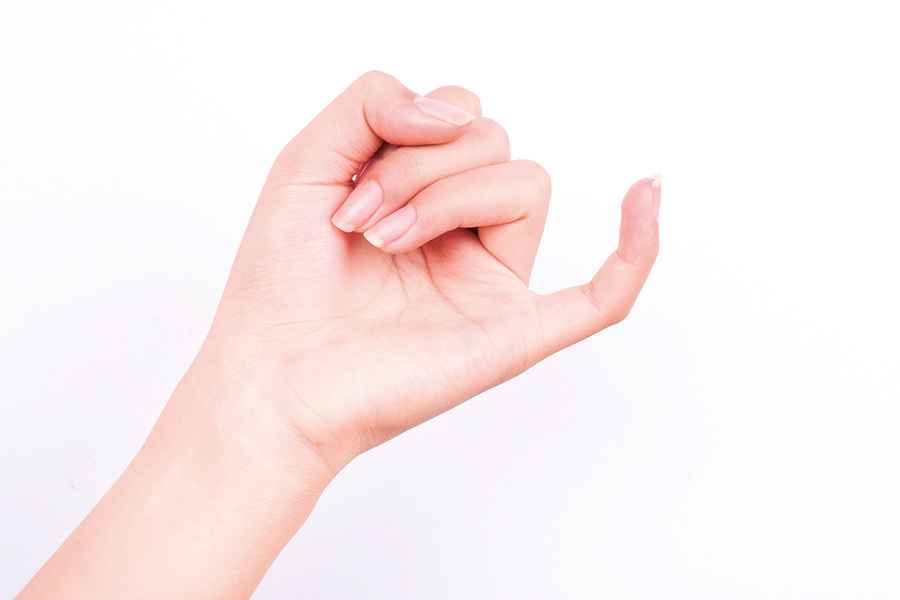 每天彎曲運動小指   有效減緩老花眼症狀
