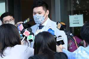 前區議員李志宏領館聲援泰國示威者  否認違限聚令