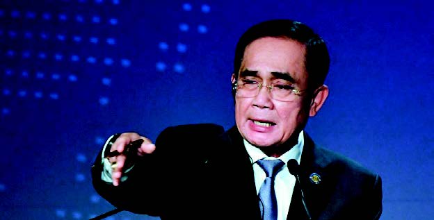 四度挺過不信任案 泰國總理巴育否認內閣改組