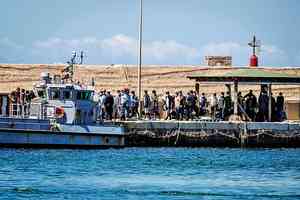 意大利大選 移民政策或生變 大量移民趕在大選前偷渡湧入