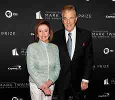 謊稱佩洛西丈夫在華擁174億美元 經證實造假 黨媒仍持續報道