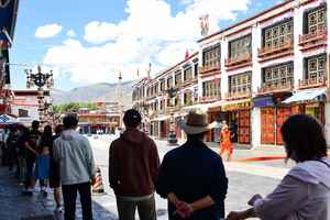 新疆西藏Omicron疫情持續 多地仍實行靜態管理