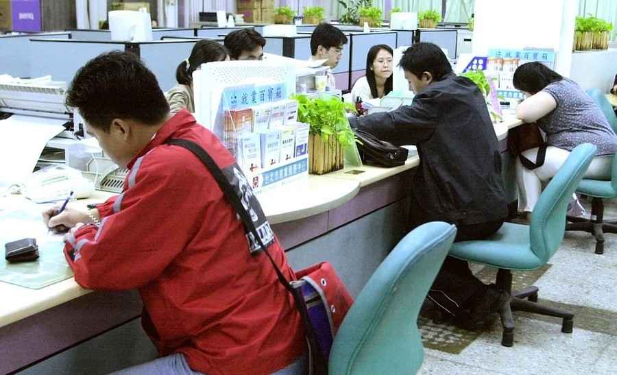 【台灣經濟】7月失業率3.78%創九個月高位  應屆畢業尋職多