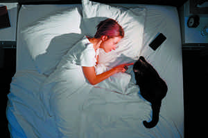 養貓必看 睡覺時被貓盯著怎麼辦？