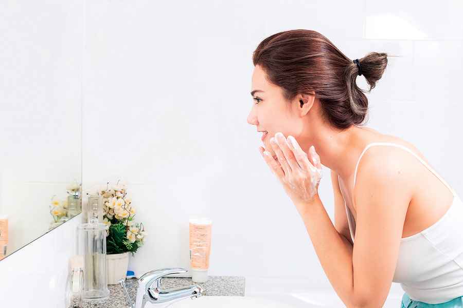 洗臉方法要正確 過與不足都會傷皮膚