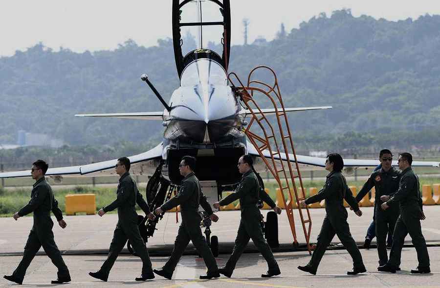 台海局勢緊張之際 中共空軍政委換人