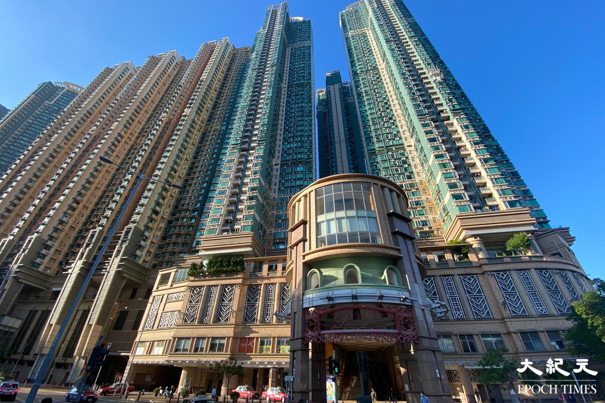 中原城市領先指數CCL今天（2日）公布截至8月28日，香港樓價一周下降0.80%。（朱浩然／大紀元）