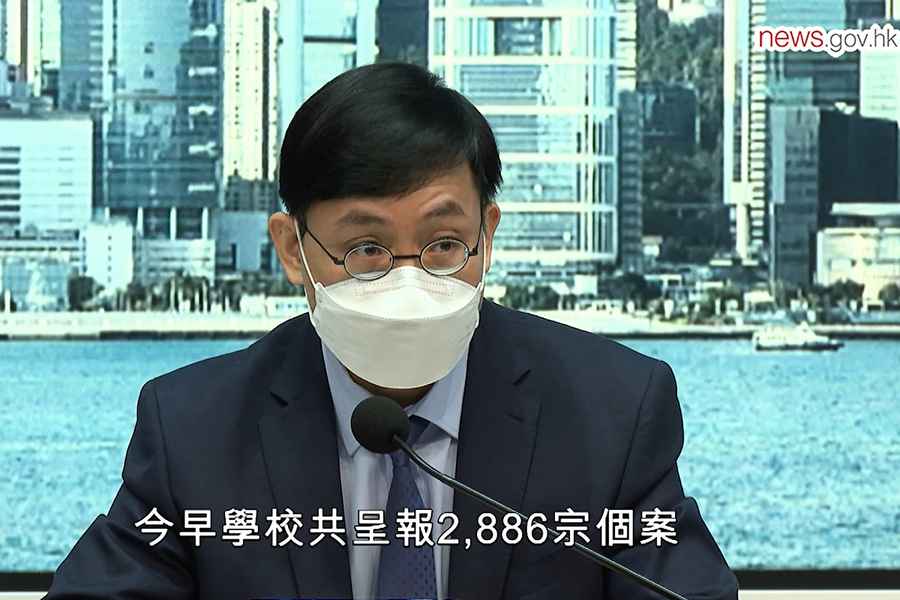 新增7,218宗確診10人離世 腦癇症10歲男童危殆轉嚴重