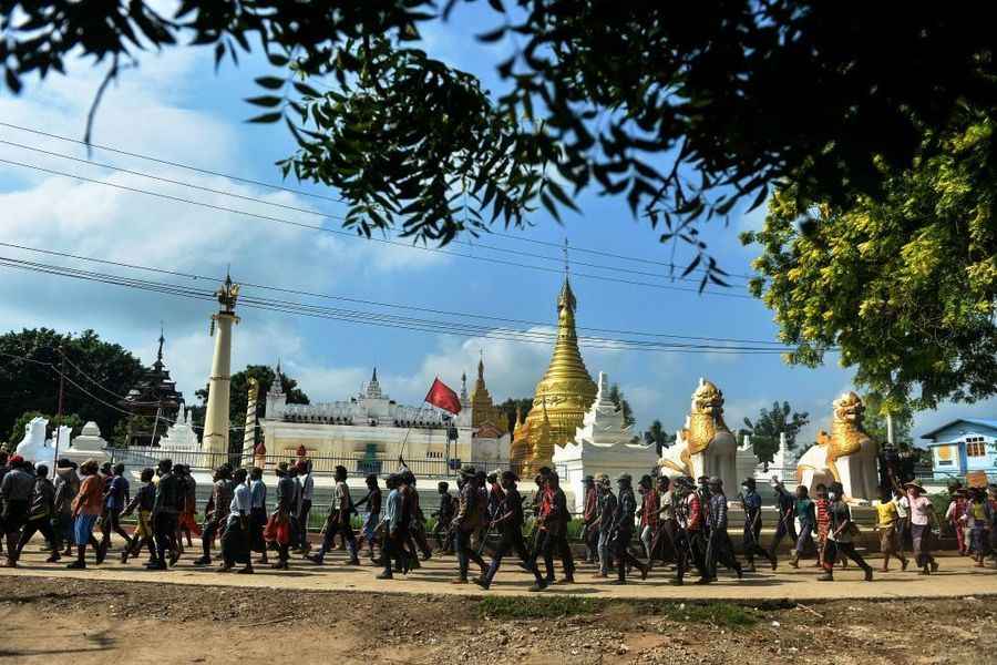 緬甸軍方對佛寺內學校開火  至少6童死17童傷