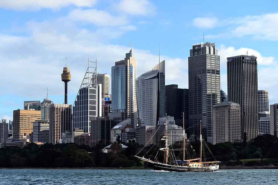 澳洲2021年新增40萬百萬富翁 澳人成世界首富