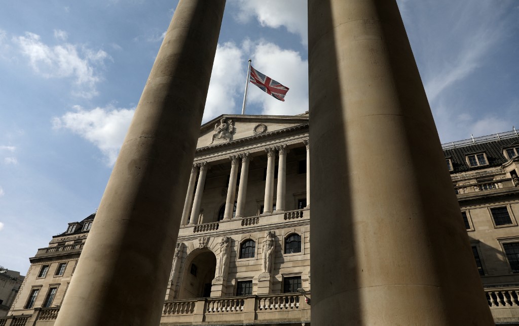 9月22日，英倫銀行把息口上調0.5個百分點至2.25%。（ISABEL INFANTES / AFP）