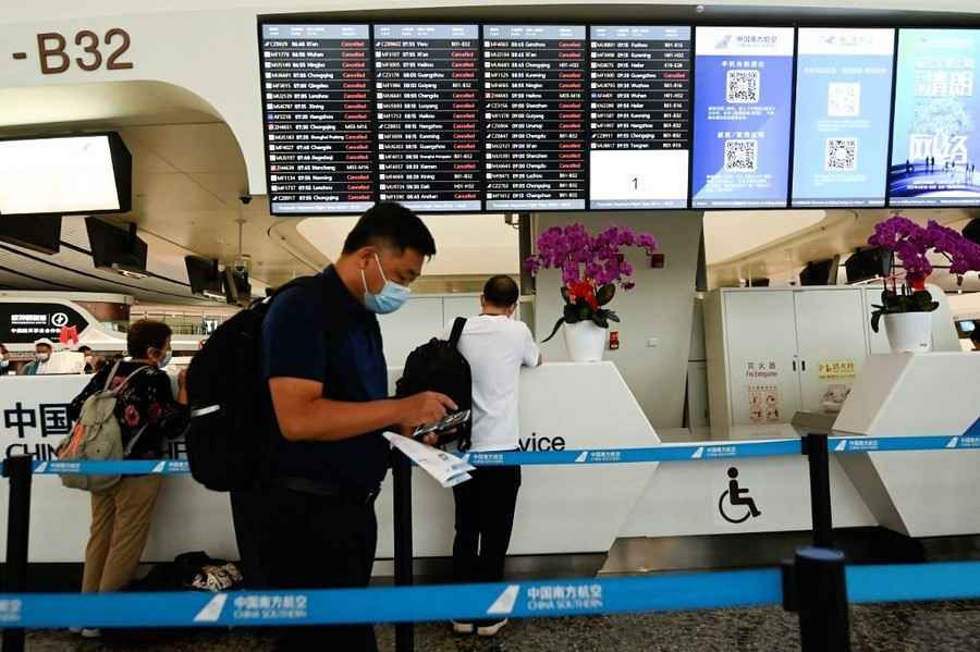 中國航班大面積取消 引發中共局勢動盪猜測