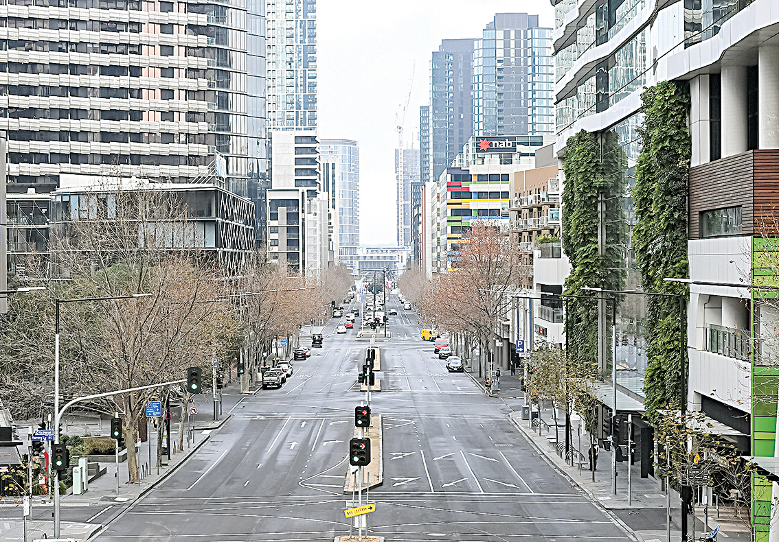 2020年7月27日，因COVID疫情而封城，澳洲墨爾本市的街道空蕩蕩。（Getty Images）