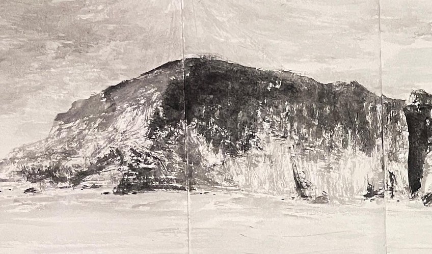 藝術家管偉邦將其坐船遊覽五十五坐島嶼的經驗呈現於《山旮旯記》。（極目足下﹕想．見香港風光Facebook）