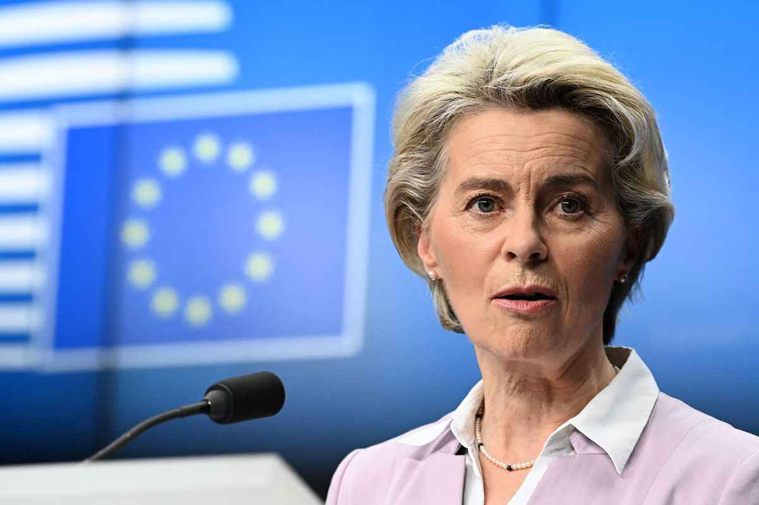 圖為6月23日，歐盟委員會主席馮德萊恩（Ursula von der Leyen）在布魯塞爾舉行的歐洲理事會上召開記者會之資料圖。（AFP）