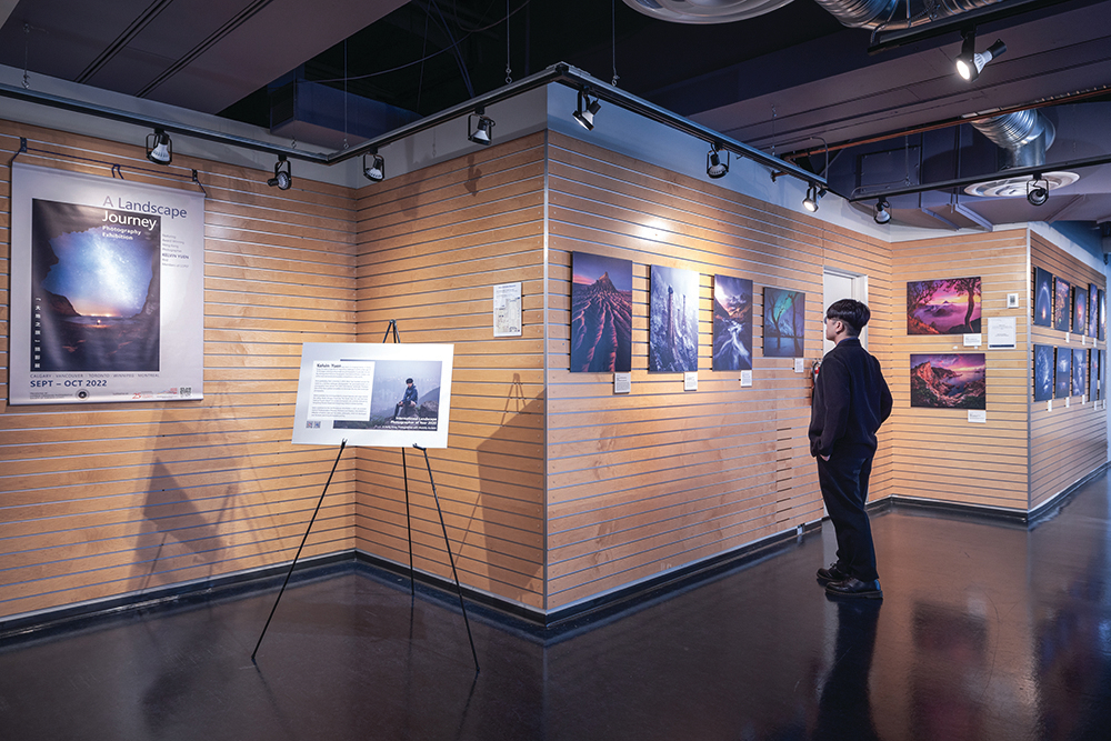 Kelvin Yuen的多幅作品在加拿大巡迴展出。