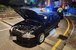 警方打擊東九非法賽車 拘兩男扣留兩車