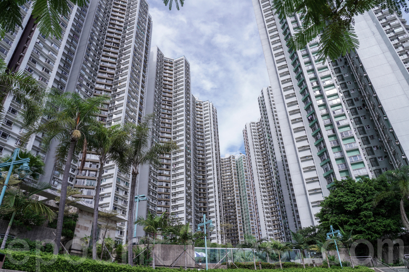 中原城市領先指數CCL今天（21日）公布截至10月16日，香港樓價一周下降0.89%。圖為海怡半島。（余鋼／大紀元）