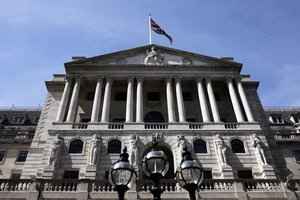 【英國經濟】英倫銀行宣布33年來最大幅度加息 基準利率上升0.75厘至3厘