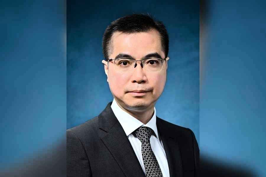 統計處長余振強快測陽性