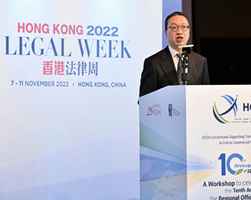 「香港法律周」嘉賓獲通行證及藍碼  時評員：出現特權階級與「無罩特區」 