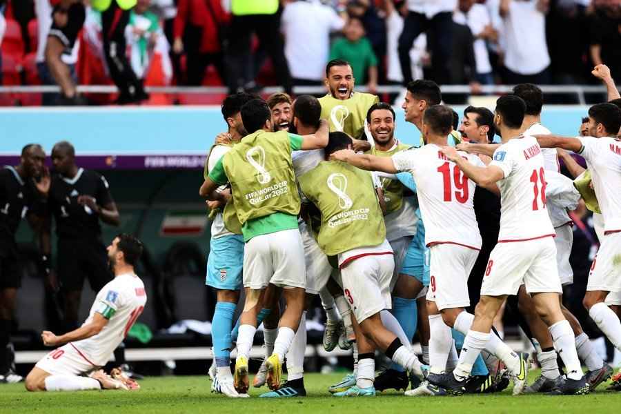 世界盃2022｜伊朗補時階段連入兩球 2:0挫威爾斯 有望出線16強