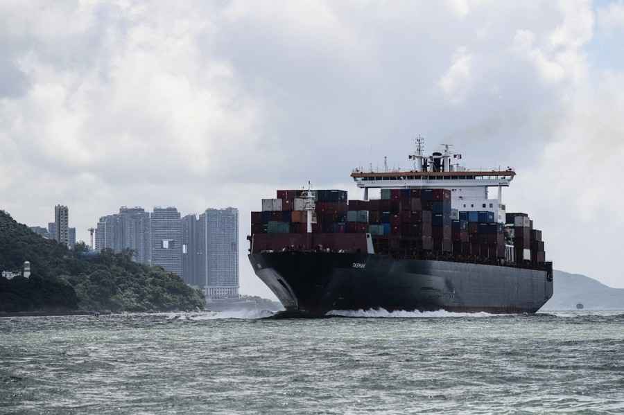 【香港經濟】10月出口按年降10.4% 錄逆差209億