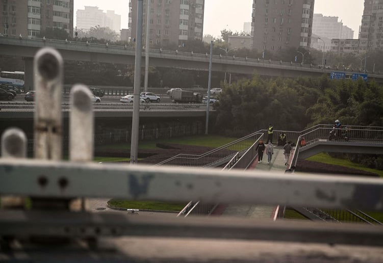 北京亮馬橋、四通橋戒備森嚴