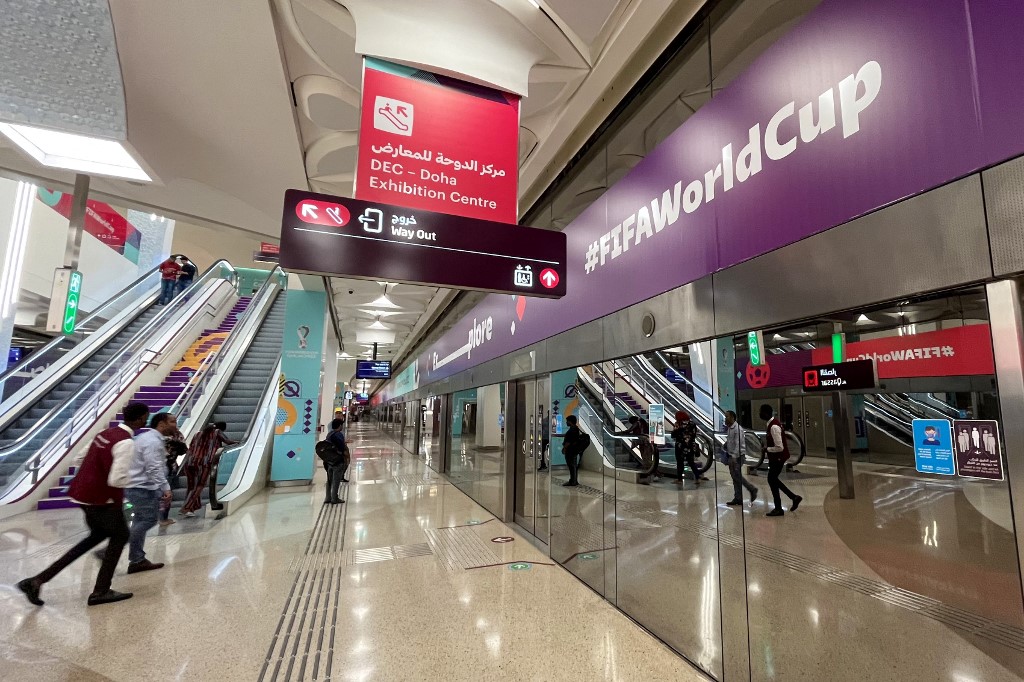 卡塔爾為主辦世界盃升級國內基建，包括多哈地鐵 - Doha Metro。（Giuseppe CACACE / AFP）
