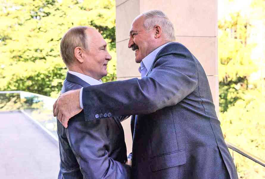 無人機襲基輔 普京訪白羅斯