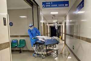 北京疫情慘烈 外籍醫生稱行醫30年從未見過