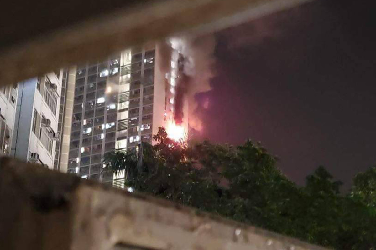 大圍美林邨美槐樓一個單位今日（6日）凌晨發生火警。（網上圖片）