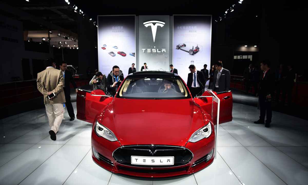 彭博社11日報道引述消息指，Tesla接近達成在印尼建造電動汽車工廠的初步協議，預計該工廠年產達到100萬輛。（Johannes Eisele/AFP via Getty Images）