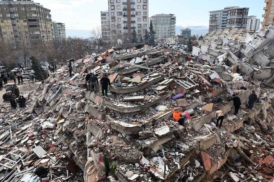 【持續更新】土耳其地震｜增至超過11200人死亡  總統埃爾多安抵達災區