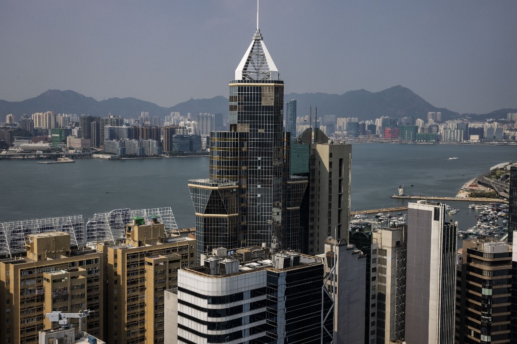 香港銀行公會數據顯示，與樓按相關的一個月HIBOR終止5連升，港元一個月期HIBOR跌5.27點子至2.83024%。資料圖片。(ISAAC LAWRENCE / AFP)