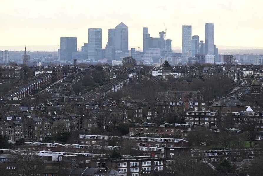 【英國樓市】2月樓價年跌1.1%遜預期 自2020年6月首降（附走勢圖）