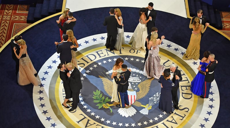 2017年1月20日，特朗普就職舞會在華府舉行。（Kevin Dietsch-Pool/Getty Images）