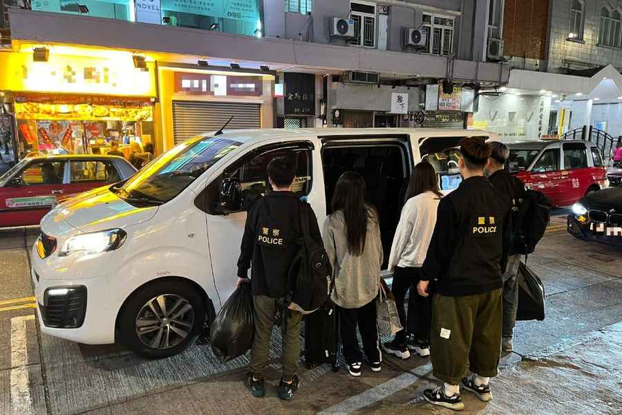 警方油尖掃黃行動拘10人 包括兩名日籍女子