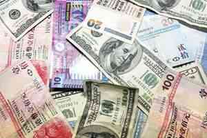 【港元拆息】個別發展 一個月HIBOR連跌2日