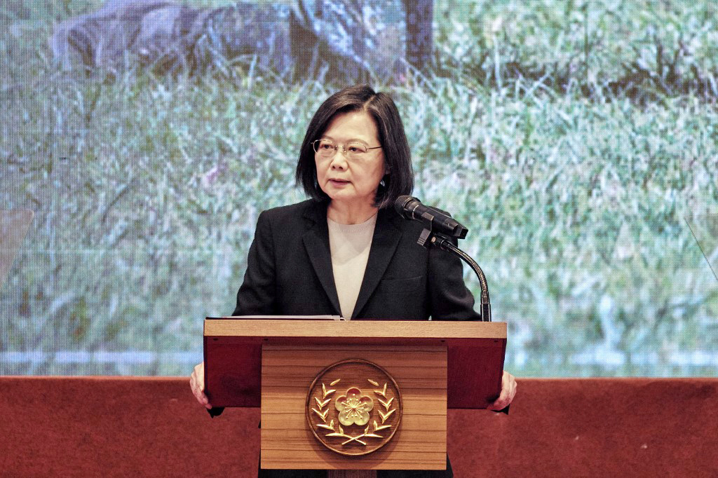 2022年12月27日，蔡英文在台北官邸舉行的新聞發布會上發表講話。（Sam Yeh/AFP）