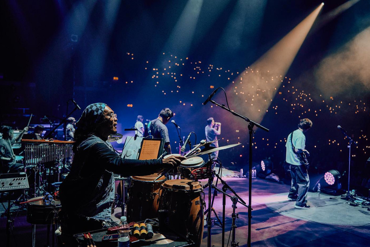香港樂隊RubberBand展開歐洲巡迴演唱會，首場演出日前在倫敦OVO Arena Wembley舉行。（RubberBand Facebook 圖片）