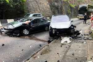 【有片】西沙路私家車失控 高速猛撞迎頭車 網民：片主要還神