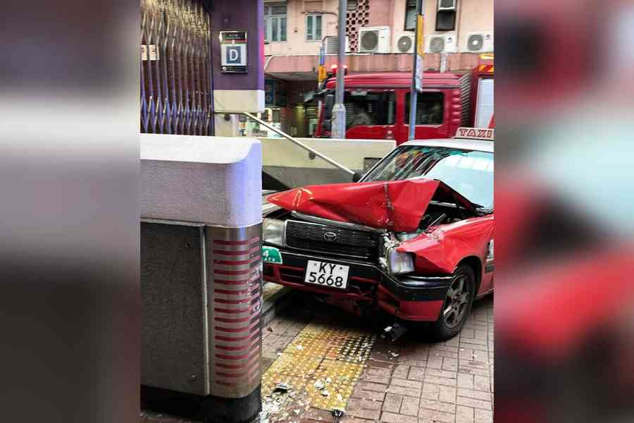 太子的士失控剷行人路再撞港鐵站