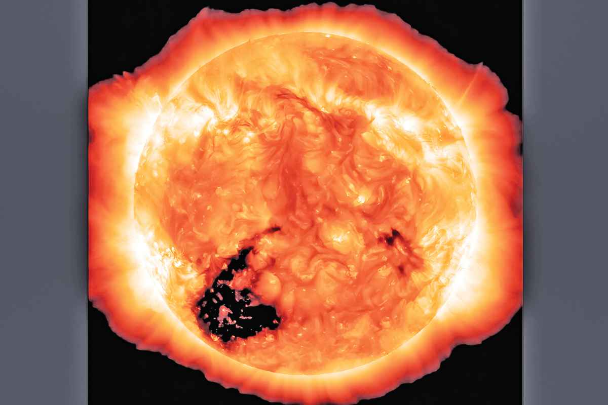 美國太空總署3月23日拍攝到太陽表面，發現比地球大30倍的日冕洞。（NASA）