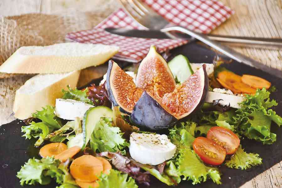 製作芝士拼盤點亮聚餐氣氛