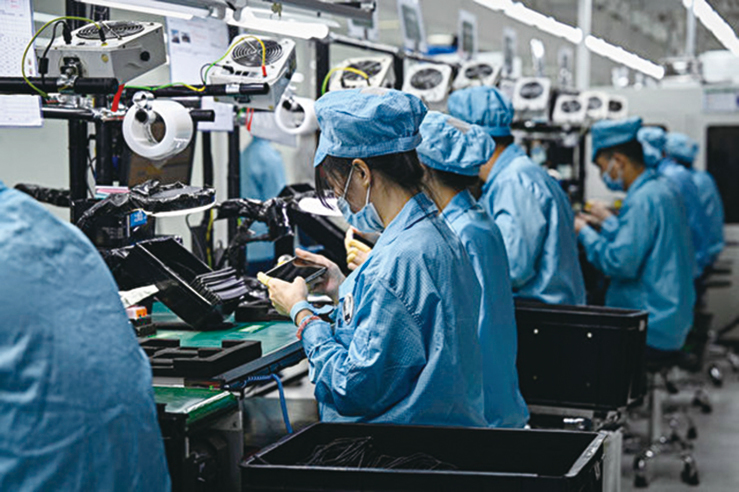 中國製造業景氣回落 學者：經濟復甦需三因素
