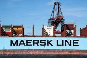 【板塊消息】航運龍頭Maersk警告下半年續弱 港相關股今挫
