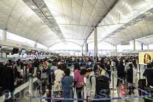 香港國際機場4月份客運量為310萬人次 同比飆升約24倍