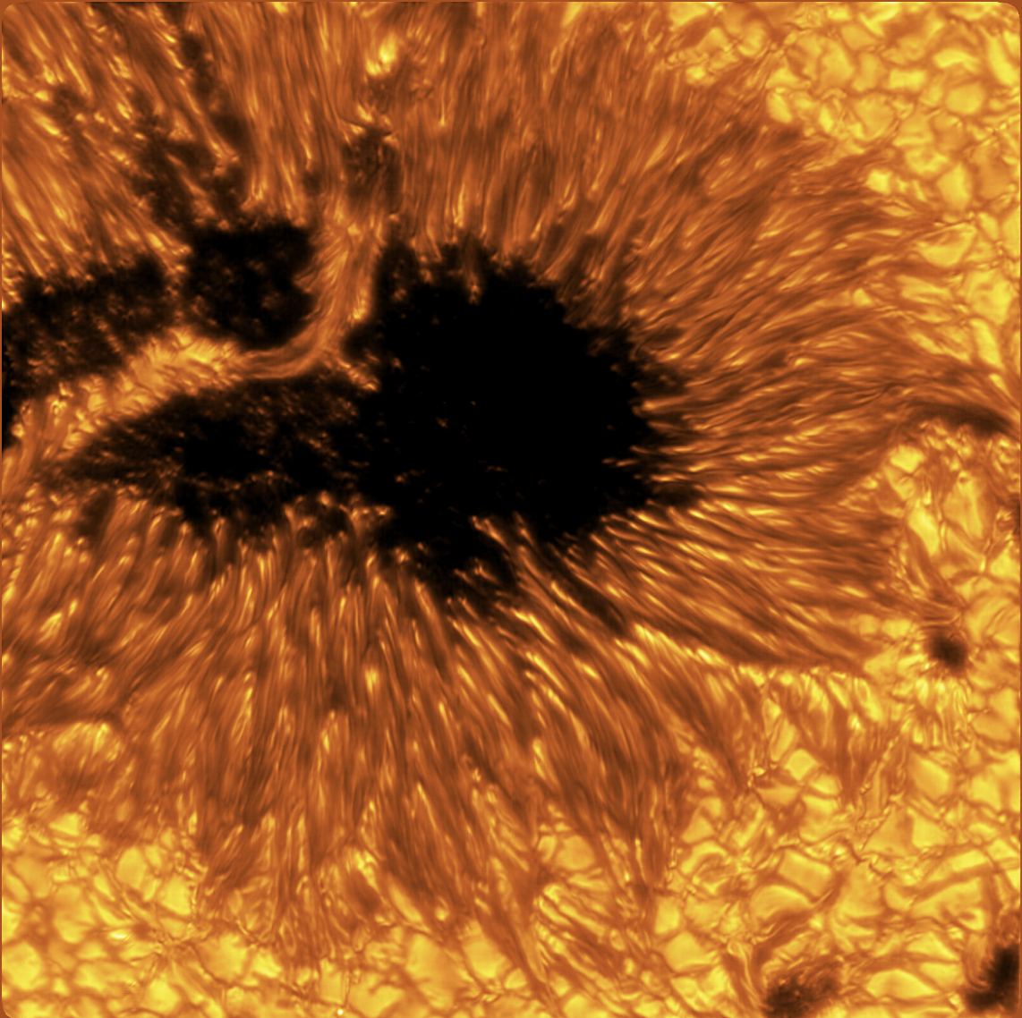 隨著太空望遠鏡的發展，人們對太陽的研究更加進步，不僅能夠觀察到更清晰的太陽黑子照，甚至能夠預測致命性的太陽風暴威脅地球的時間點。（NSF/AURA/NSO）（NSF/AURA/NSO）